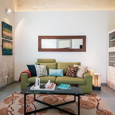 28 Peter Apartment Sliema Exterior photo